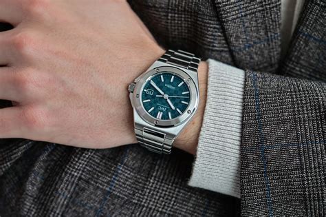 iwc ingenieur automatic 2017 review|iwc ingenieur 40 green dial.